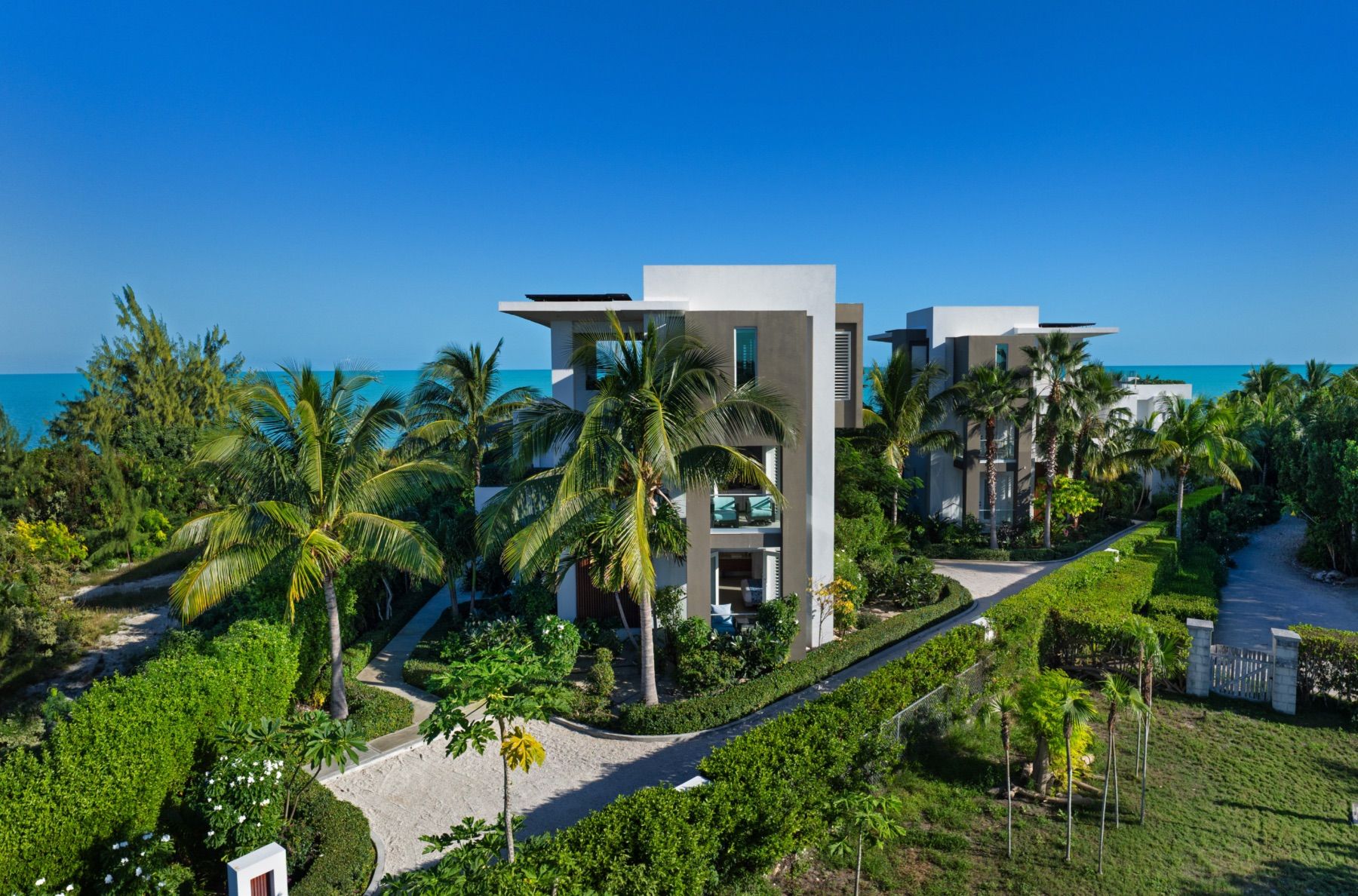 Gold Finger villa photo.
